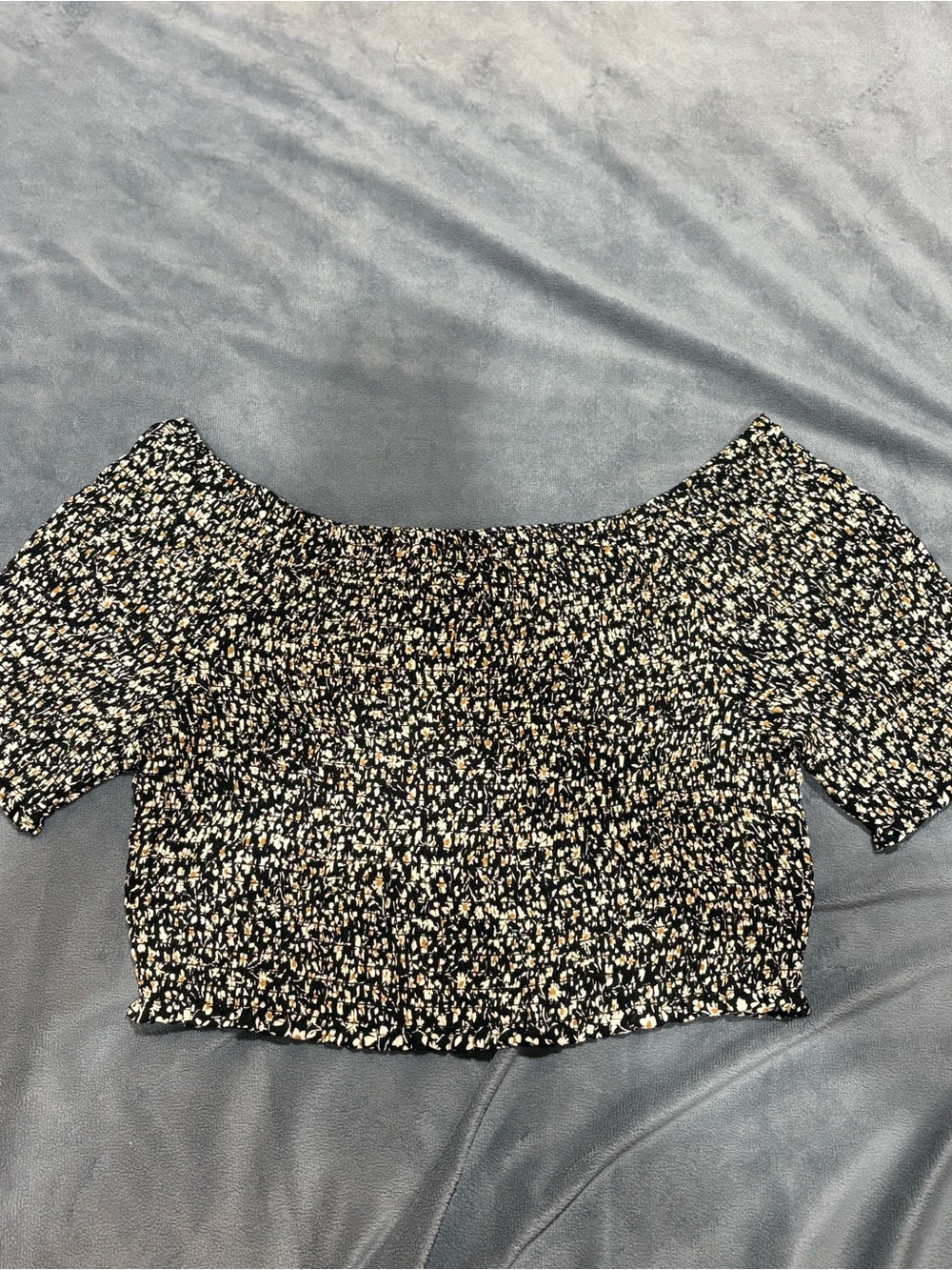 Smocked Off-Shoulder Crop Top in Black Floral Y2K Size L